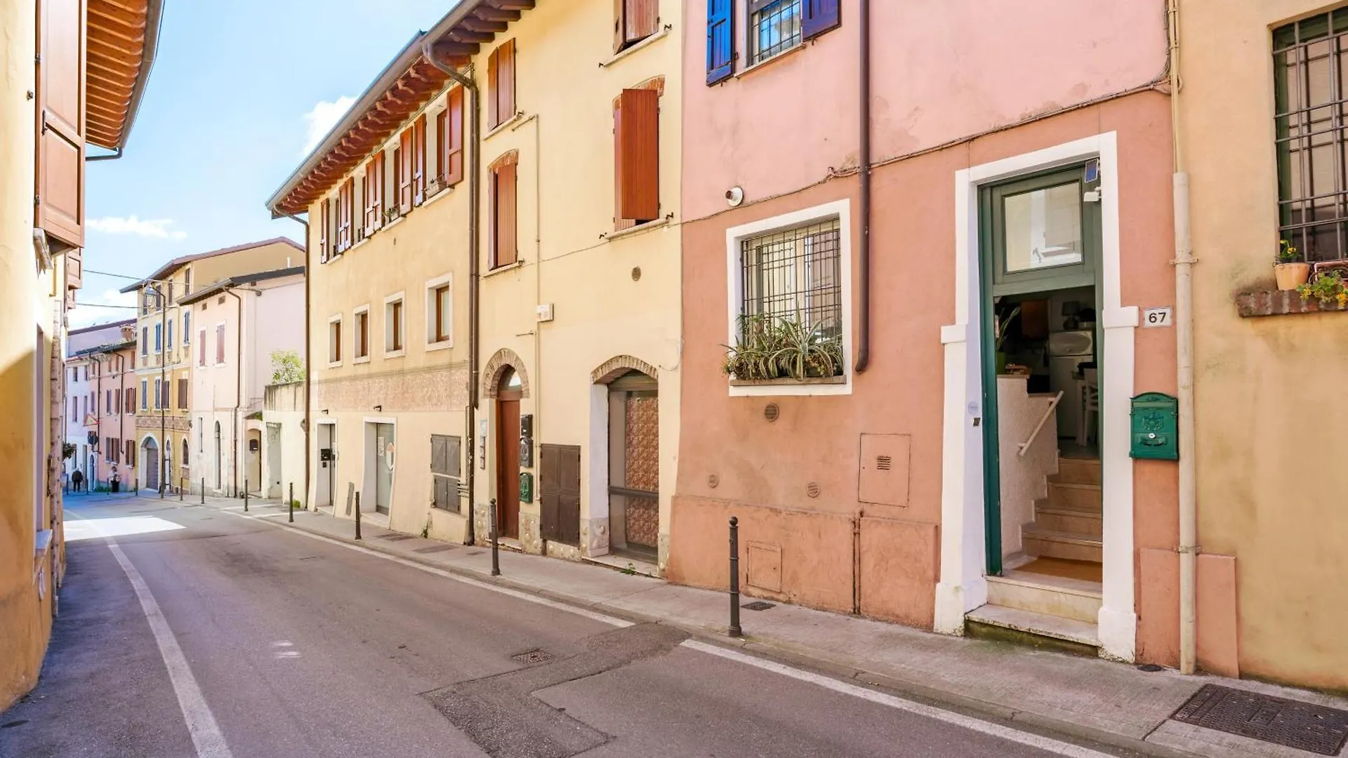 Casetta Lucia Desenzano del Garda Italie